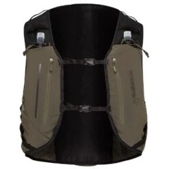 Gilet Da Trail Norrona Senja Econyl70 7L Pack Olive Night -Camp Sconto 732d6508e35202b124f7de4ce6b32ddddb2b803b E23NORRACC3374481 5