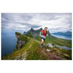 Gilet Da Trail Norrona Senja Econyl70 7L Pack Olive Night -Camp Sconto 9bc07a57e3d09d8a36f1c428217707d16eb7e76e E23NORRACC3374481 901