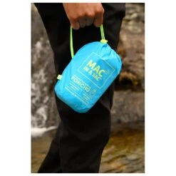 Poncho Da Pioggia MAC IN A SAC Mias Poncho Neon Blue 17 Poncho Da Pioggia MAC IN A SAC Mias Poncho Neon Blue -Camp Sconto a8e1495b2612804fe079c32f317876c42b286827 E22MIASTTH218426 MIAS0725047 907