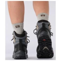 Scarpe Trekking E Montagna Salomon Quest Element GTX W Ebony Rainy Day Stormy Weather -Camp Sconto c7bf1cf39e2c907d8a158a533024b565ebc95d9a E23SALOCHA3362728 902