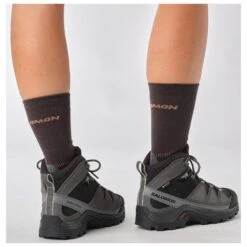 Scarpe Escursionismo Salomon Quest Rove GTX W Black Magnet Quiet Shade 15 Scarpe Escursionismo Salomon Quest Rove GTX W Black Magnet Quiet Shade -Camp Sconto cca4f3f75420f4e3ba7c9cfe7d24ff2ed8491253 E23SALOCHA3362730 902