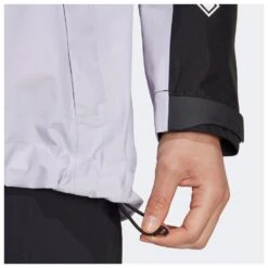 Giacca Da Trekking Adidas W Xperior Gore-Tex Paclite Silver Dawn Black -Camp Sconto e1566a4854e691ed7a1928d09c7eca5544c2e022 E23ADIDTTH3371006 902